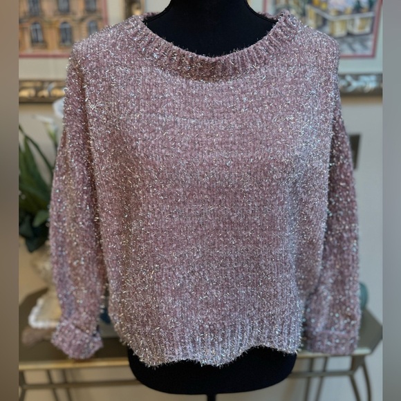 ALTAR’D STATE CROPPED PASTEL PINK SILVER SHIMMER METALLIC SPARKLE SWEATER SZ M - Picture 1 of 8